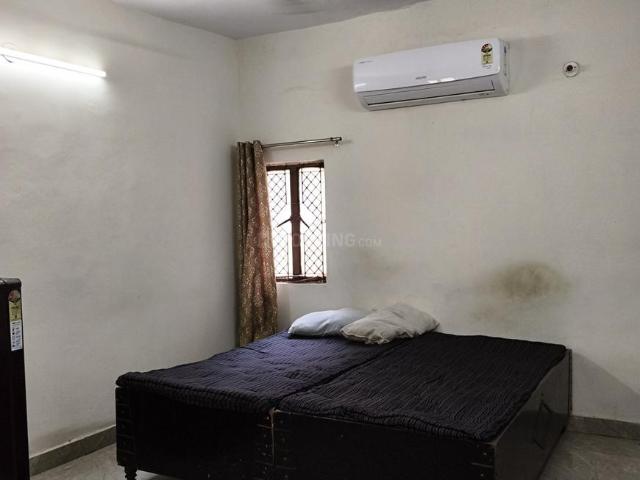 1 RK Independent Builder Floor in Patel Nagar for rent New Delhi. The reference number is 20165102