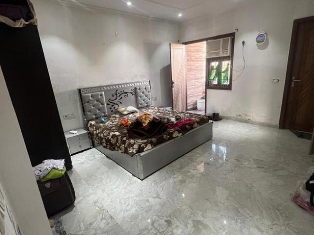 1 RK Independent Builder Floor in Patel Nagar for rent New Delhi. The reference number is 20311836