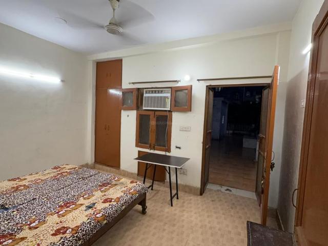 1 RK Independent Builder Floor in Patel Nagar for rent New Delhi. The reference number is 20913923