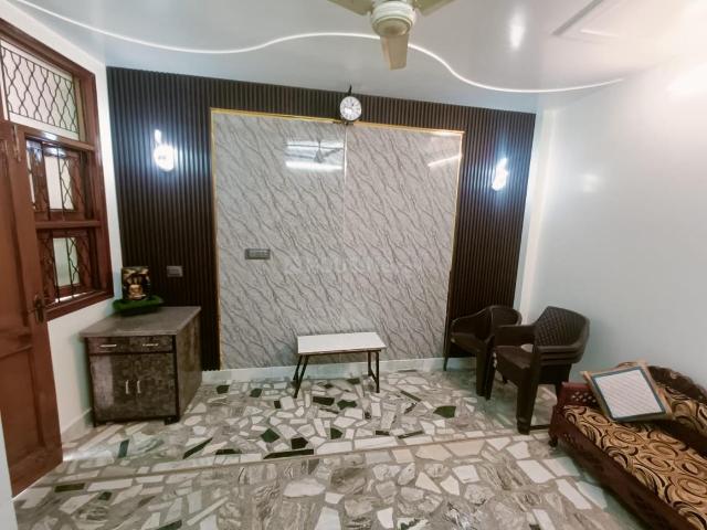 1 RK Independent Builder Floor in Pitampura for rent New Delhi. The reference number is 20147019