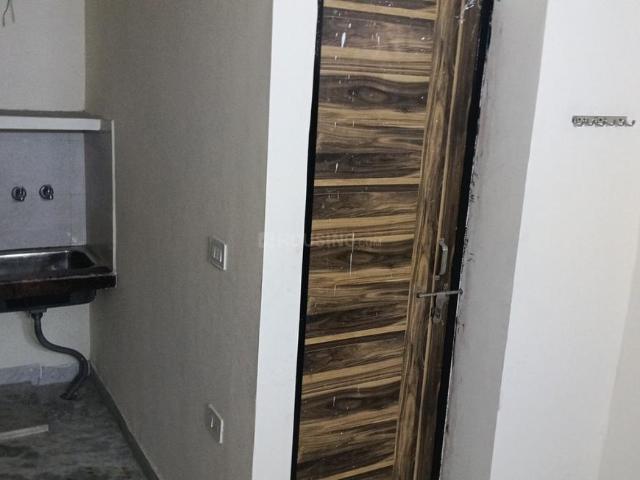 1 RK Independent Builder Floor in Pitampura for rent New Delhi. The reference number is 20237223
