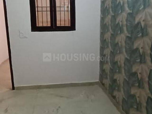 1 RK Independent Builder Floor in Preet Vihar for rent New Delhi. The reference number is 19878234