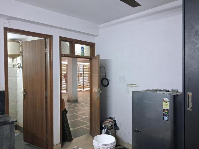 1 RK Independent Builder Floor in Ranjeet Nagar for rent New Delhi. The reference number is 19981287