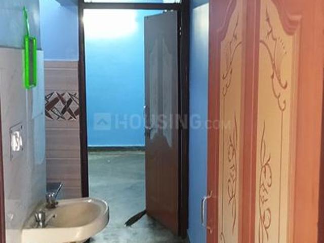 1 RK Independent Builder Floor in Wazirabad for rent New Delhi. The reference number is 15138153