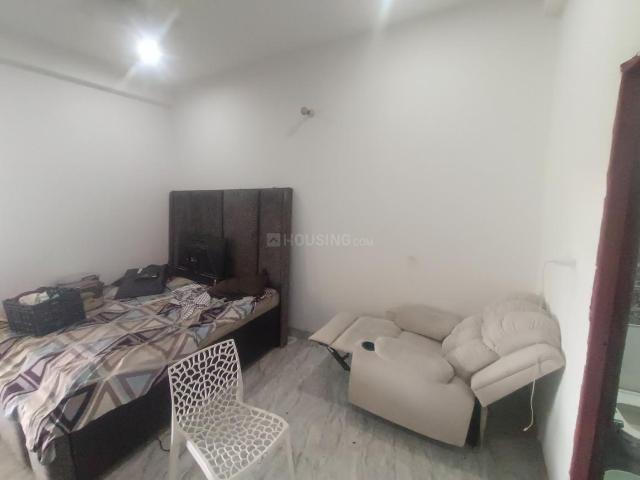 1 RK Independent Builder Floor in Theta II for rent Greater Noida. The reference number is 20087485