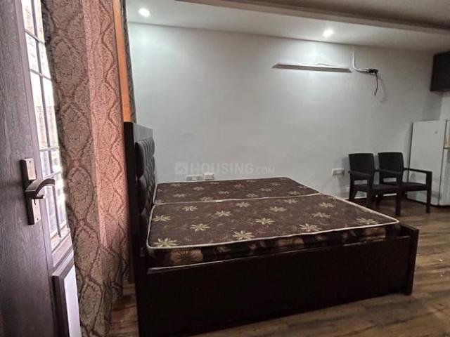 1 RK Independent Builder Floor in Vasant Kunj for rent New Delhi. The reference number is 20471538