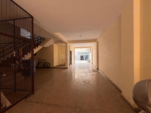 1 RK Independent House in Freedom Fighters Enclave for rent New Delhi. The reference number is 20226853
