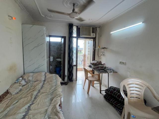 1 RK Independent House in Gulmohar Park for rent New Delhi. The reference number is 18875163