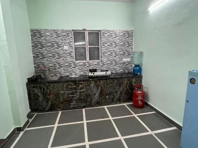 1 RK Independent House in Paschim Vihar for rent New Delhi. The reference number is 20840668