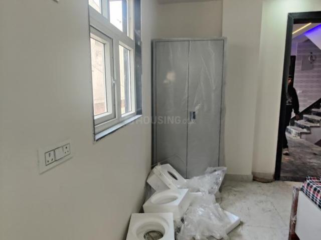 1 RK Independent House in Patel Nagar for rent New Delhi. The reference number is 19404216