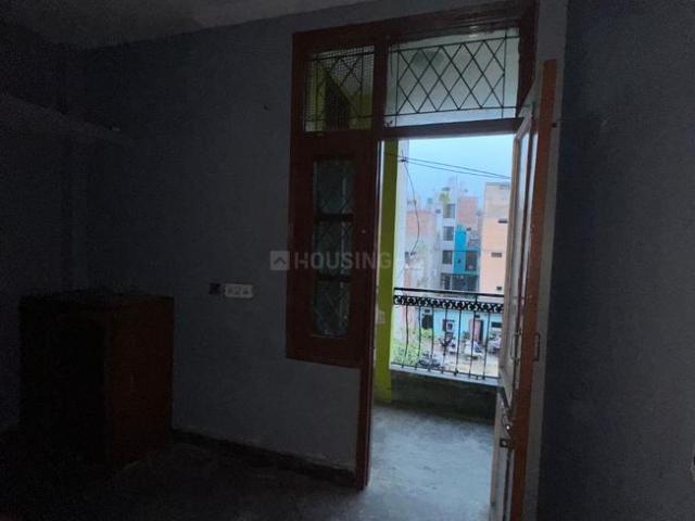 1 RK Independent House in Sarita Vihar for rent New Delhi. The reference number is 20404318