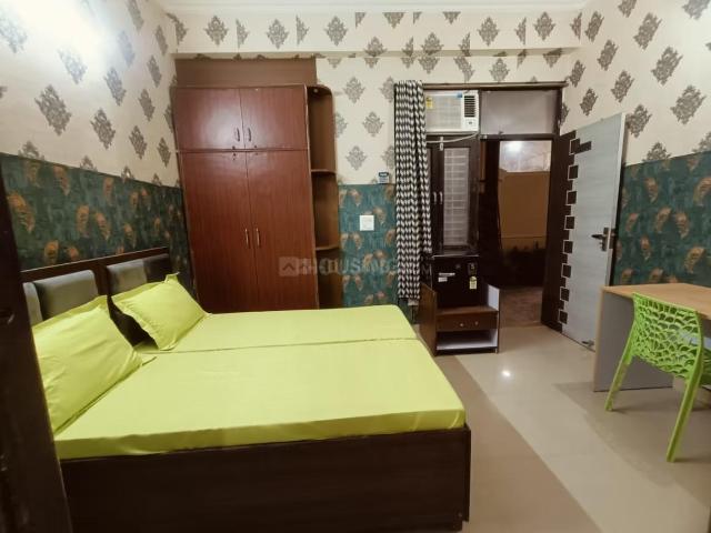 1 RK Independent House in Sector 44 for rent Noida. The reference number is 19927640