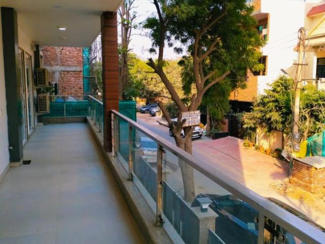 1 RK Independent House in Sector 49 for rent Gurgaon. The reference number is 8582525