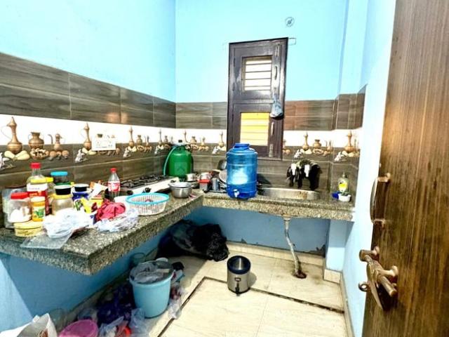 1 RK Independent House in Sector 50 for rent Noida. The reference number is 19921470