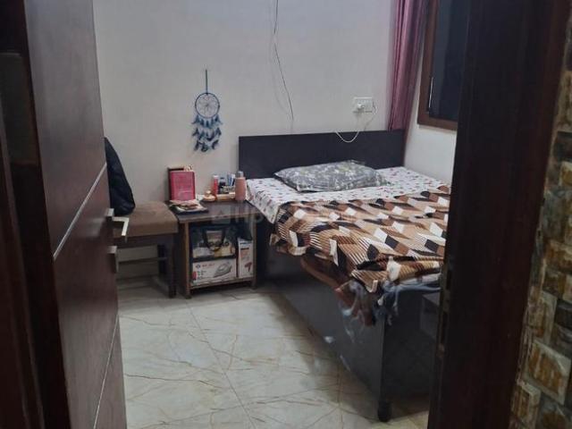 1 RK Independent House in Sector 56 for rent Noida. The reference number is 20000696