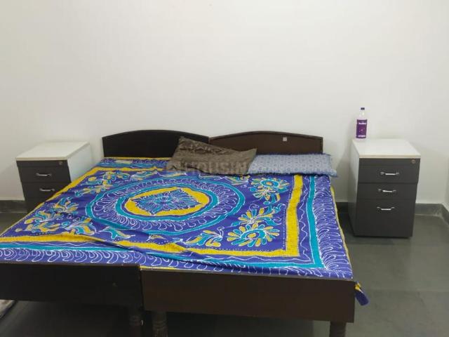 1 RK Independent House in Sector 61 for rent Noida. The reference number is 20362706