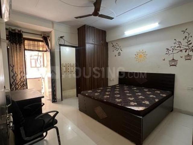 1 RK Independent House in Sector 10A for rent Gurgaon. The reference number is 18971903