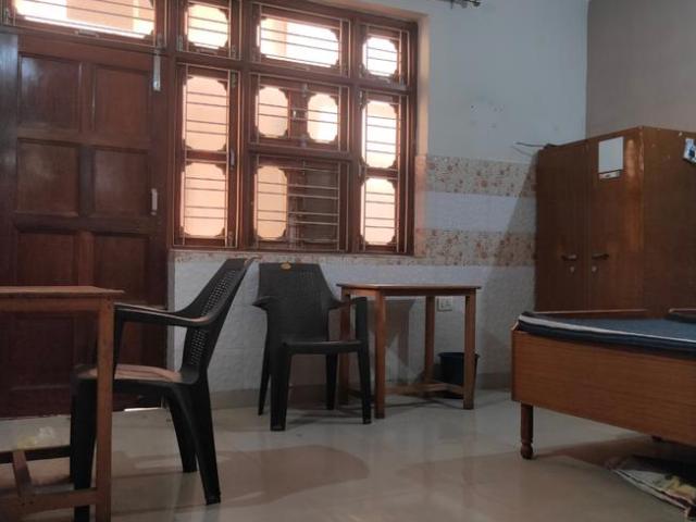 1 RK Independent House in Sector 126 for rent Noida. The reference number is 6765190