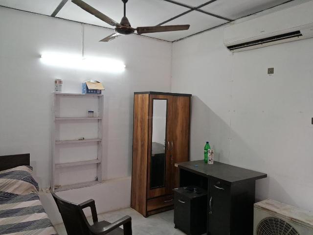 1 RK Independent House in Sector 134 for rent Noida. The reference number is 18652769