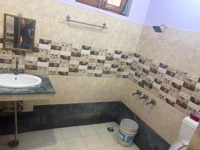 1 RK Independent House in Sector 20 for rent Noida. The reference number is 20415306