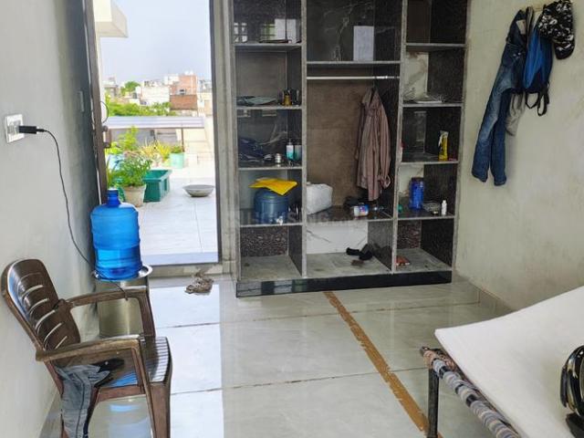 1 RK Independent House in Shahganj for rent Agra. The reference number is 20461268