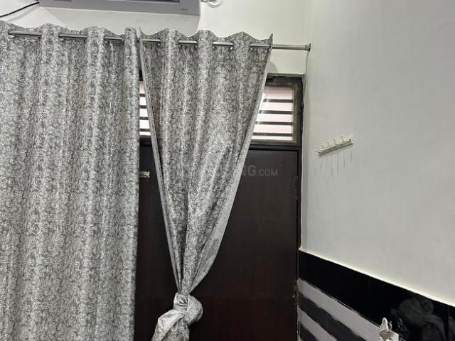 1 RK Independent House in Tajganj for rent Agra. The reference number is 18822001