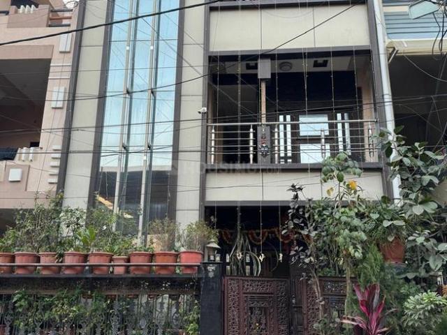 1 RK Independent House in Vishnu Puri Colony for rent Indore. The reference number is 20628399