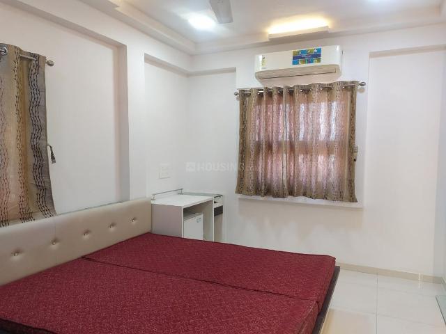 1 RK Studio in Ambawadi for rent Ahmedabad. The reference number is 20994090