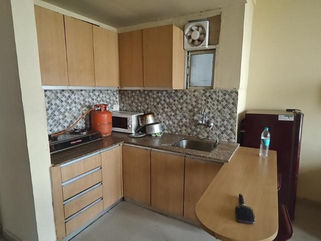 1 RK Studio in Omicron I for rent Greater Noida. The reference number is 20690695