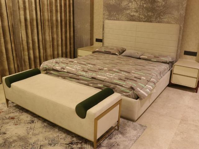 1 RK Studio in Sector 27 for resale Yamuna Expressway. The reference number is 17367981