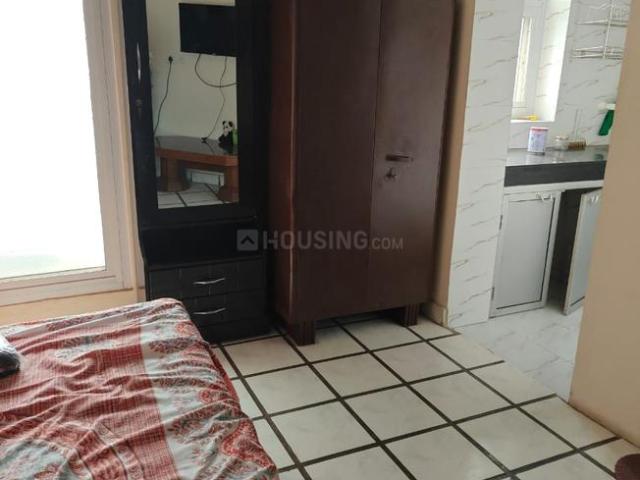 1 RK Studio in Sector 29 for rent Noida. The reference number is 18691542