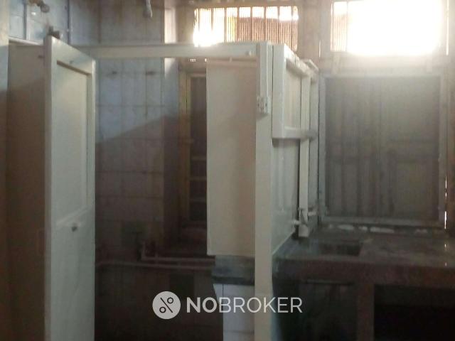 1 RK Villa for Rent In Kalbadevi