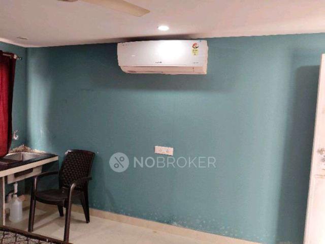 1 RK Villa In Dda Red Mig Flats for Rent In Rajouri Garden