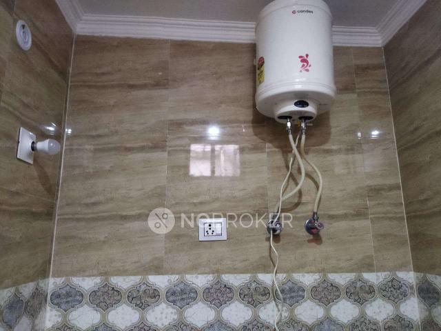 1 RK Villa In Raj Villa for Rent In Chattarpur Enclave Phas