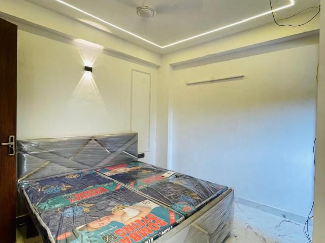1 RK 175 Sq.Ft. Builder Floor in Paryavaran Complex Delhi Listing ID: #9891