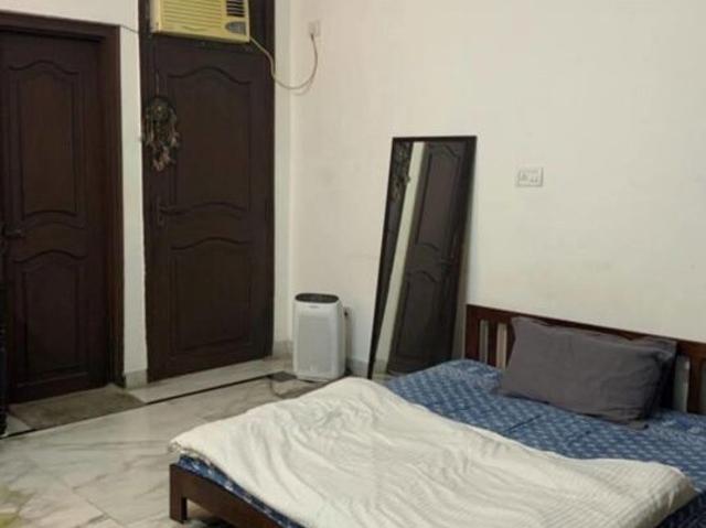 1 RK 240 Sq.Ft. Builder Floor in Lajpat Nagar I Delhi Listing ID: #10277