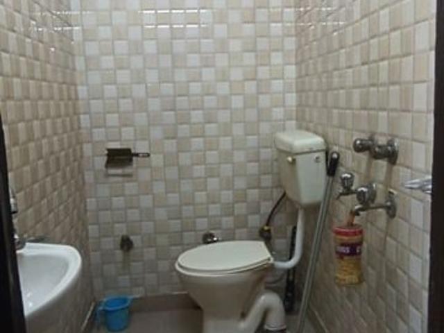 1 RK 250 Sq.Ft. Builder Floor in Mukherjee Nagar Delhi Listing ID: #10148