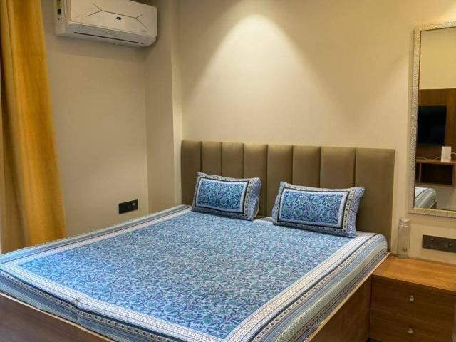 1 RK 250 Sq.Ft. Builder Floor in Katwaria Sarai Delhi Listing ID: #9658
