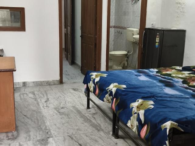 1 RK 200 Sq.Ft. Builder Floor in Dlf City Phase 3 Gurgaon Listing ID: #9632