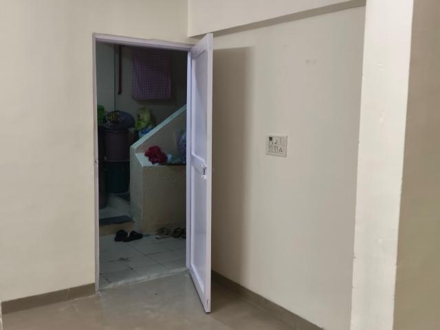 1 RK 300 Sq.Ft. Apartment in Navpada Mumbai Listing ID: #9878