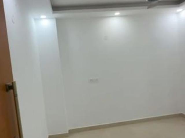 1 RK 300 Sq.Ft. Builder Floor in Chittaranjan Park Delhi Listing ID: #10265