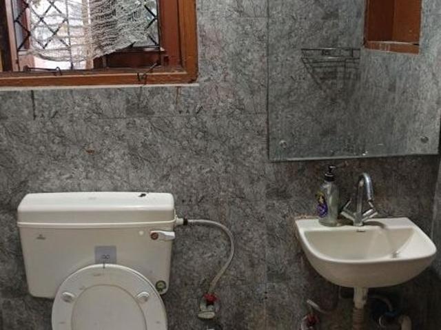 1 RK 450 Sq.Ft. Builder Floor in West Patel Nagar Delhi Listing ID: #9883