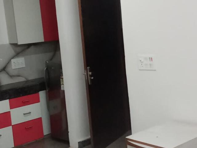 1 RK 40 Sq.Yd. Builder Floor in Chattarpur Delhi Listing ID: #9643