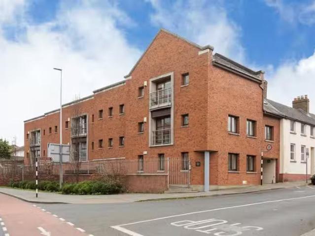 1 Rock Hall, Sweetmans Avenue, Blackrock, Co. Dublin, Blackroc.