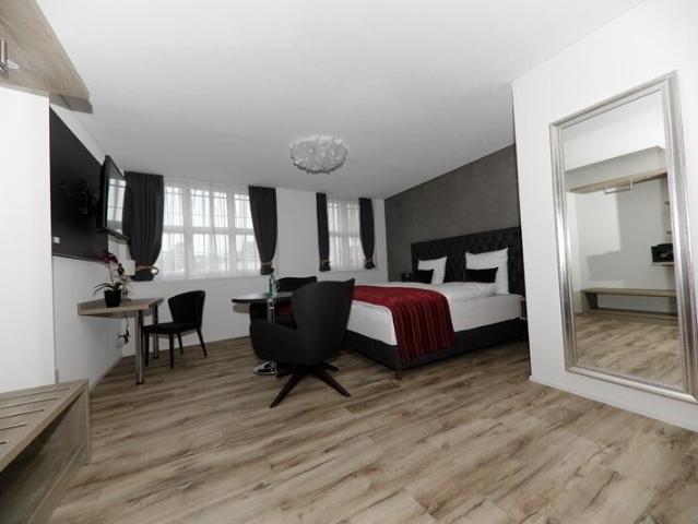 1 ROOM APARTMENT IN REICHENBURG SZ, FURNISHED