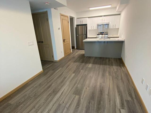 1 room for rent