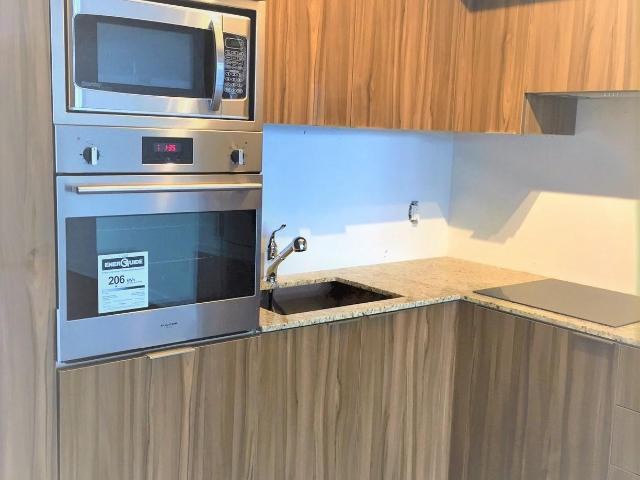 1 room for rent