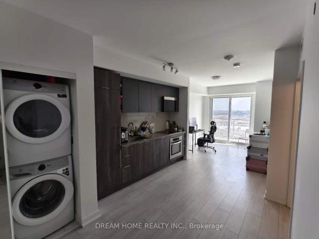 1 room for rent