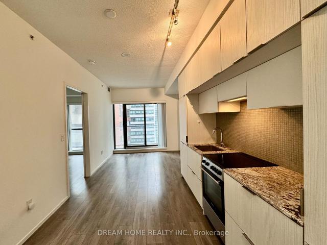1 room for rent