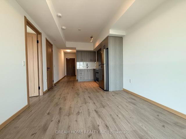 1 room for rent